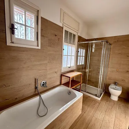 Lägenhet Attico Sul Mare